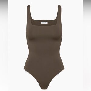 Square neck contour bodysuit